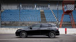 Volkswagen Golf R Black Edition 2