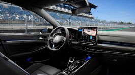 Volkswagen Golf R Variant 2025 4