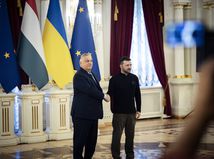 Mierová misia? Orbán v Kyjeve na chvíľu poslúžil aspoň ako protiraketový štít