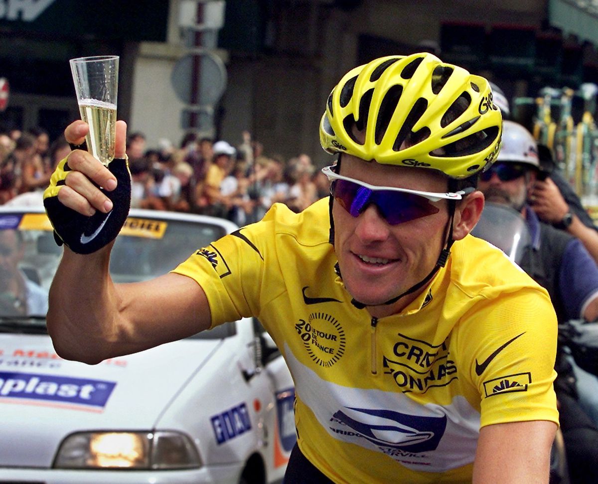 Lance Armstrong takto oslavoval titul, ktorý mu...