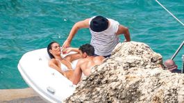 Theo James a topmodelka Vittoria Ceretti