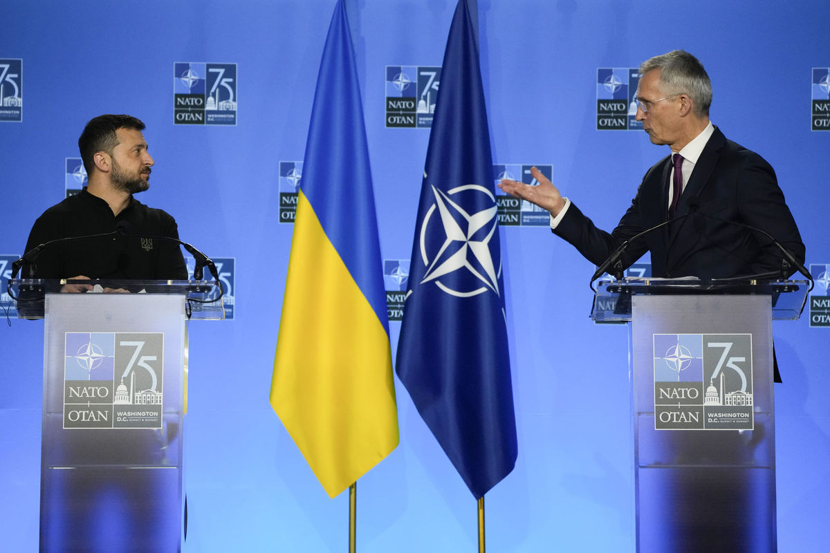 USA summit NATO uarus Zelensky Stoltenberg