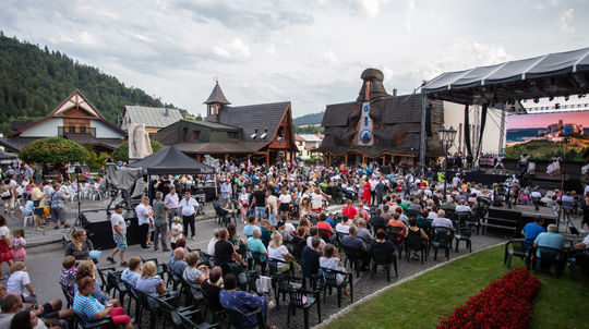 Na snímke atmosféra počas podujatia Oslavy...