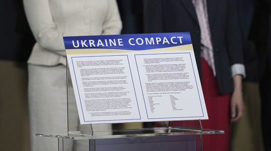 ONLINE: Mierový plán vypracuje Kyjev aj bez Rusov. Spolieha sa, že svet donúti Rusko ho rešpektovať