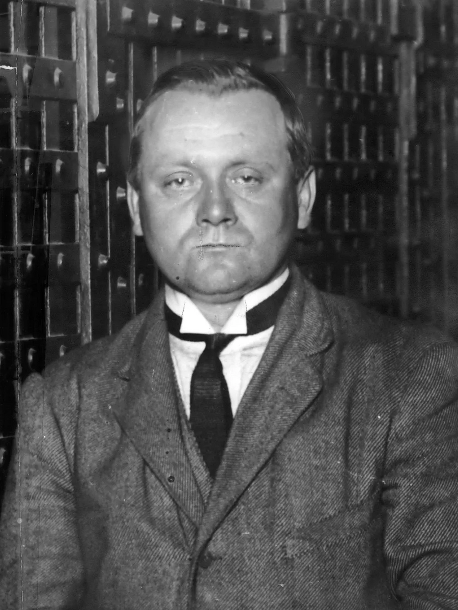 John Schrank, vlastným menom Johann Nepomuk...