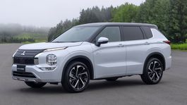 Mitsubishi Outlander - 2024