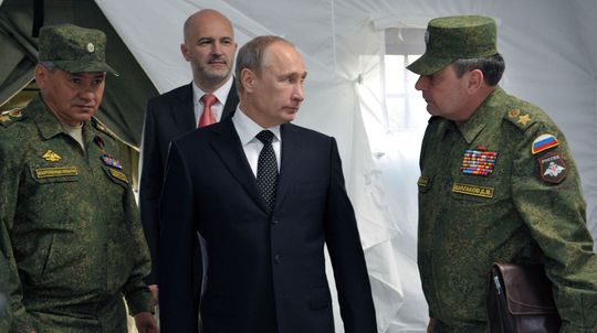 Škandál v Rusku: Putinov hrdina sedí za mrežami. Generál zamieňal hovädzie mäso za bravčové a kuracie