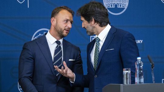 Šutaj Eštok: Koalícia sa pri konsolidácii zasekla na výdavkoch na obranu