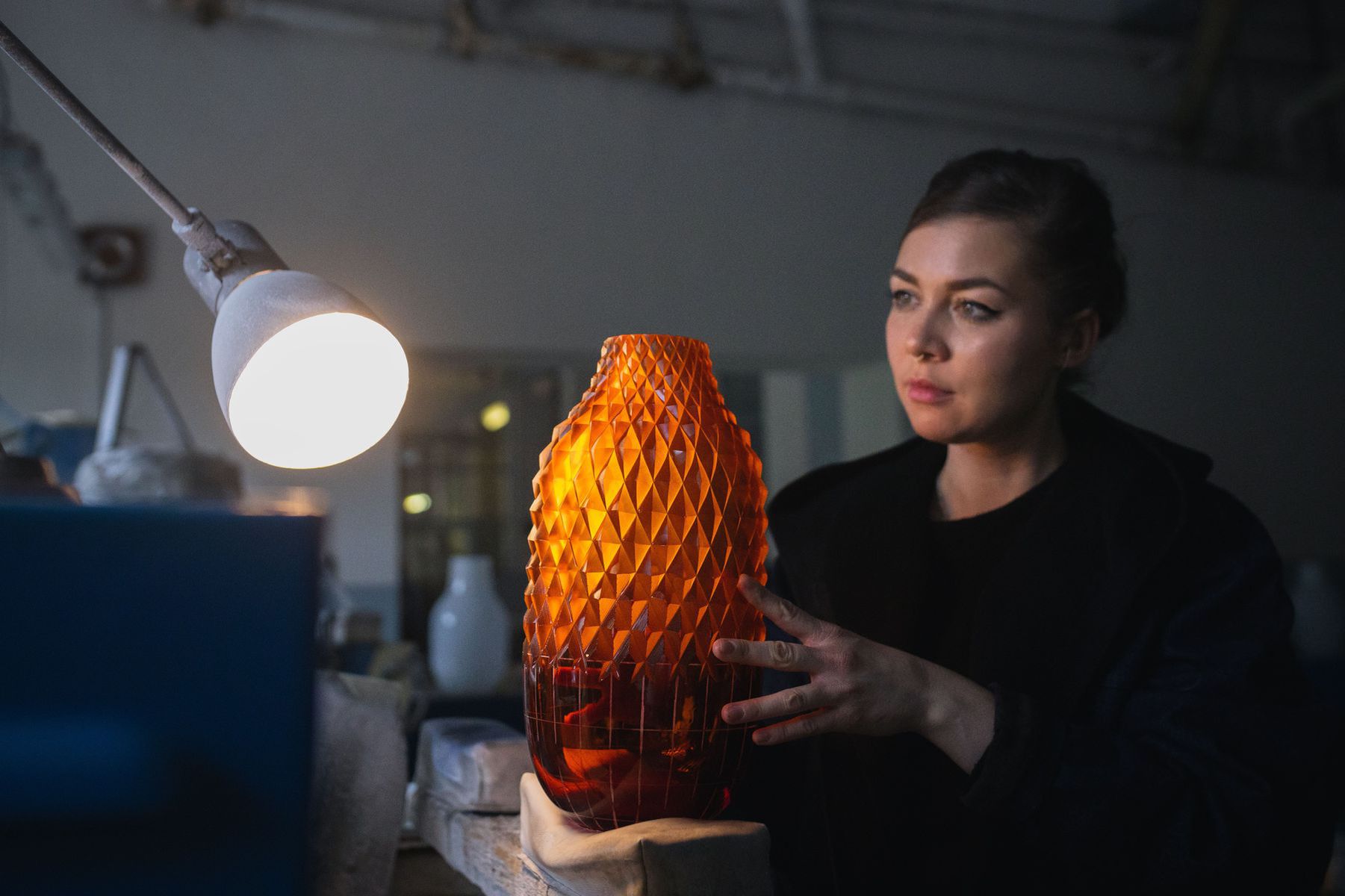 Dizajnérka Kateřina Handlová a jej váza z...