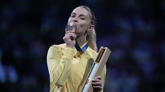 Ukrajina sa nikdy nevzdá. Charlanová má prvú medailu pre 487 Rusmi zabitých športovcov