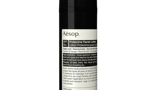 Aesop's Protective Facial Lotion s ochranou SPF...