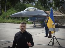 Zelenskyj / F-16 / Stíhačka /