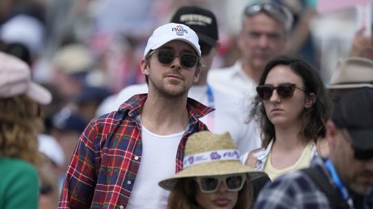 Herec Ryan Gosling prichádza na súťaž...