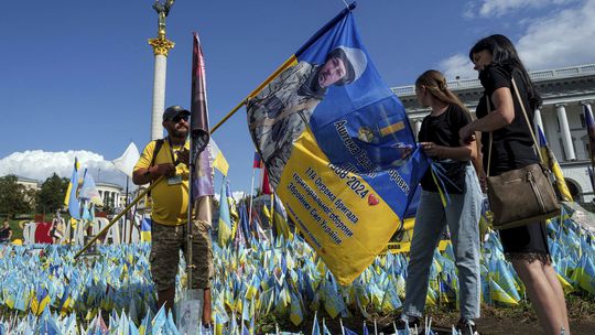 ONLINE: Rusi pokračujú v útokoch na Kyjev, v meste zneli silné explózie