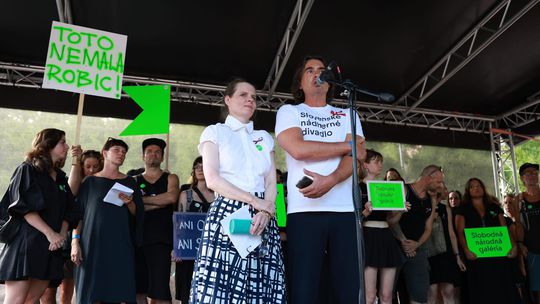 Odvolaná šéfka SNG Alexandra Kusá a odvolaný...