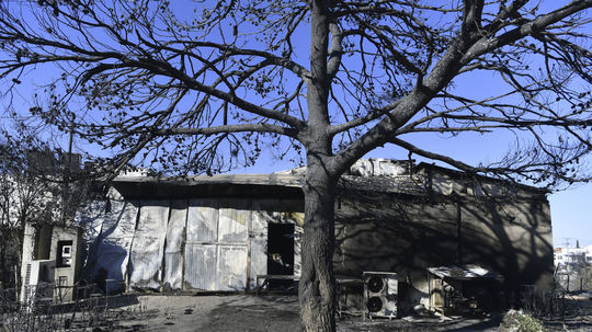 Poškodená továreň, v ktorej bola nájdená jedna...