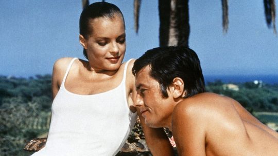 Alain Delon a Romy Schneider vo filme Bazén...