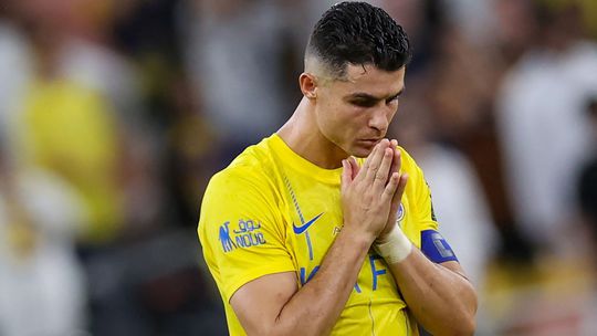 Zosmiešňovaný Ronaldo neuniesol prehru. Odmietol ceremoniál a zmizol pod tribúnou