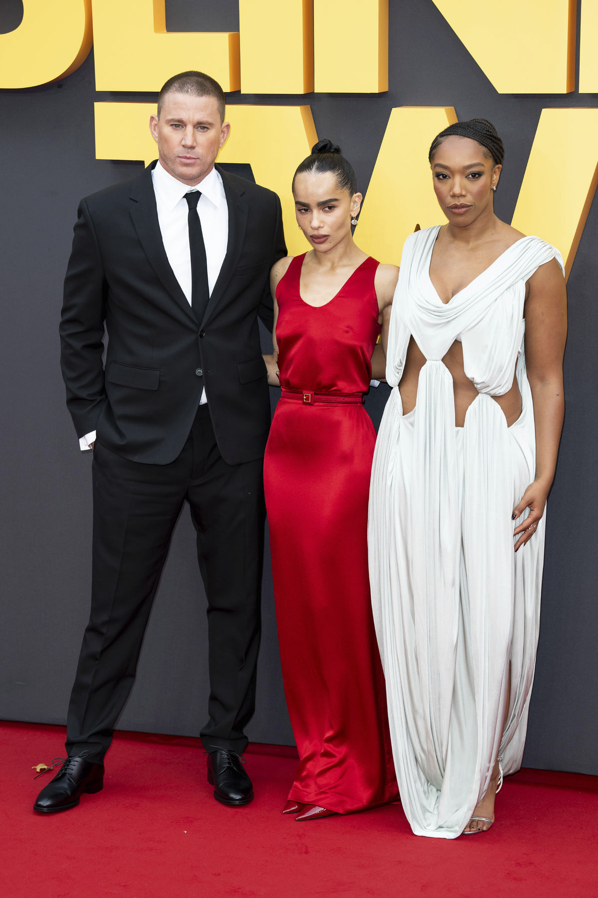 Zľava: Herci Channing Tatum, Zoe Kravitz a...