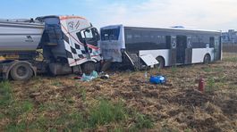 nehoda, kamión, turňa, autobus