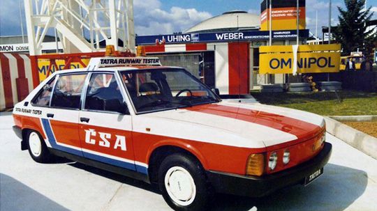 Tatra 613-3 TRT - 1989