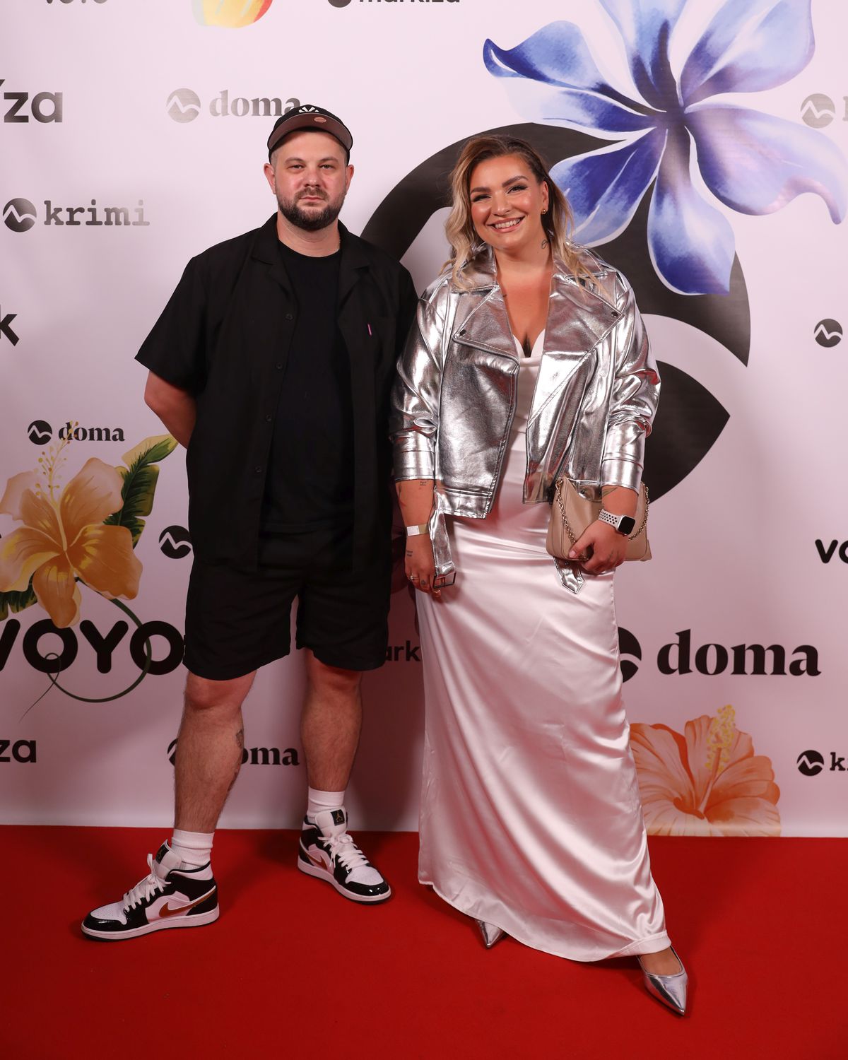 Na letnej párty sa objavila aj stand-up komička...