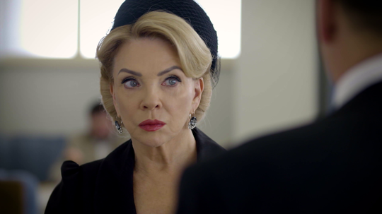 Zdena Studenková v seriáli Dunaj, k vašim službám.