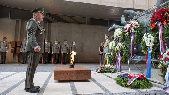 Banská Bystrica si pripomína 81. výročie SNP: prísaha vojakov, zbrane aj koncerty