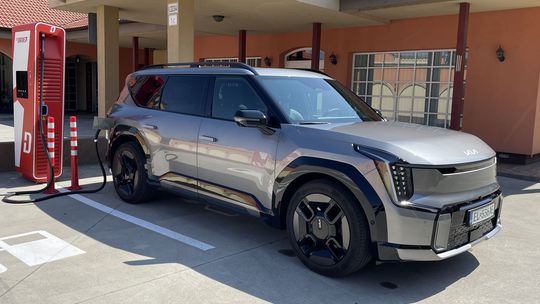 Kia EV9 GT-line - test august 2024