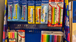 škola, pomôcky, školské potreby,