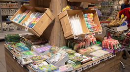 škola, pomôcky, školské potreby,