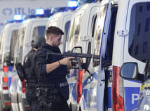 Nemecko Mníchov polícia podozrivý streľba