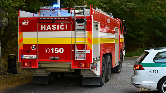 V Senci horel v noci byt, evakuovali obyvateľov. Škodu odhadli na 50-tisíc eur