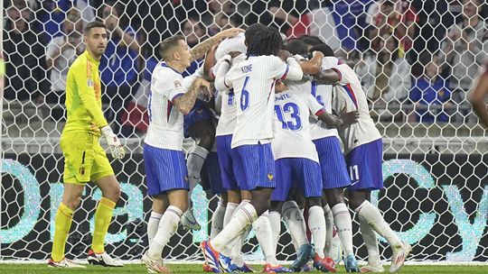 Francúzsko šport futbal LN 2. kolo A Belgicko