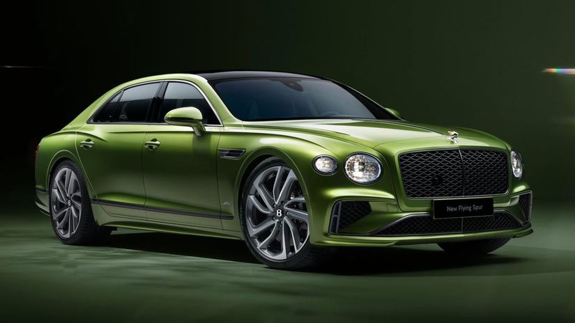 Nový Bentley Flying Spur Speed kombinuje...