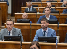 Šimečka, odvolávanie, mimoriadna schôdza