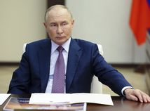 Putin: Útoky ďalekonosnými zbraňami v ruskom tyle zapoja NATO do vojny s Ruskom