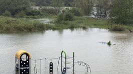 Devínsku Novú Ves vytopil potok Mláka