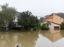 Devínska Nová Ves, Povodeň, Bratislava