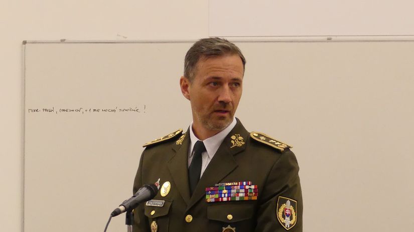 Riaditeľ Vojenského spravodajstva generálmajor...