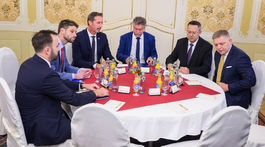 SR Bratilava Fico Opozícia MF Konsolidácia Pozvanie BAX