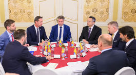 SR Bratilava Fico Opozícia MF Konsolidácia Pozvanie BAX