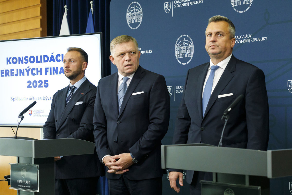 Matúš Šutaj Eštok, Andrej Danko, Robert Fico