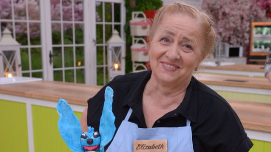 Eli  a jej torta v 1. kreatívnej výzve. 