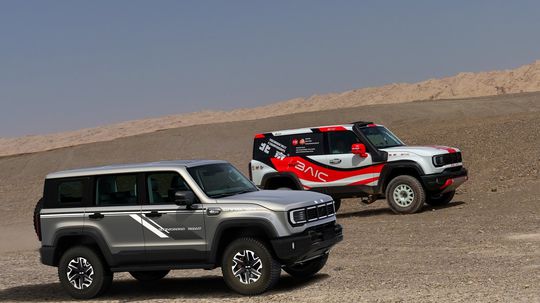 BAIC Beijing BJ40 Taklimakan Rally Champion