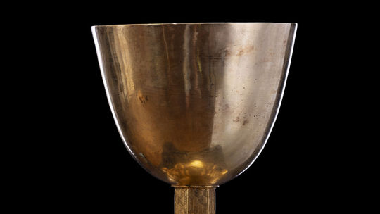 Objav gotického kalicha z 15. storočia z...