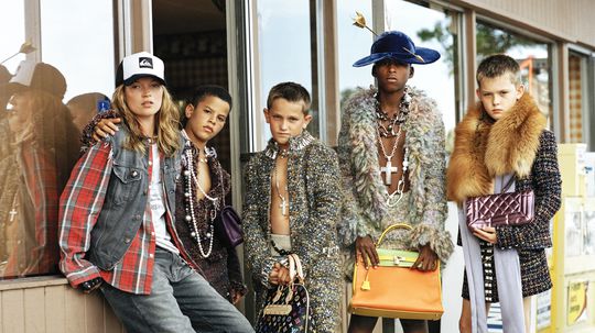 Módna tvorba fotografa Brucea Webera. Na zábere...