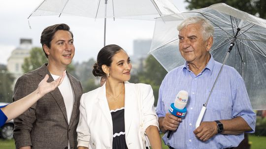 Zľava: Martin Donutil, Sára Donutilová a...