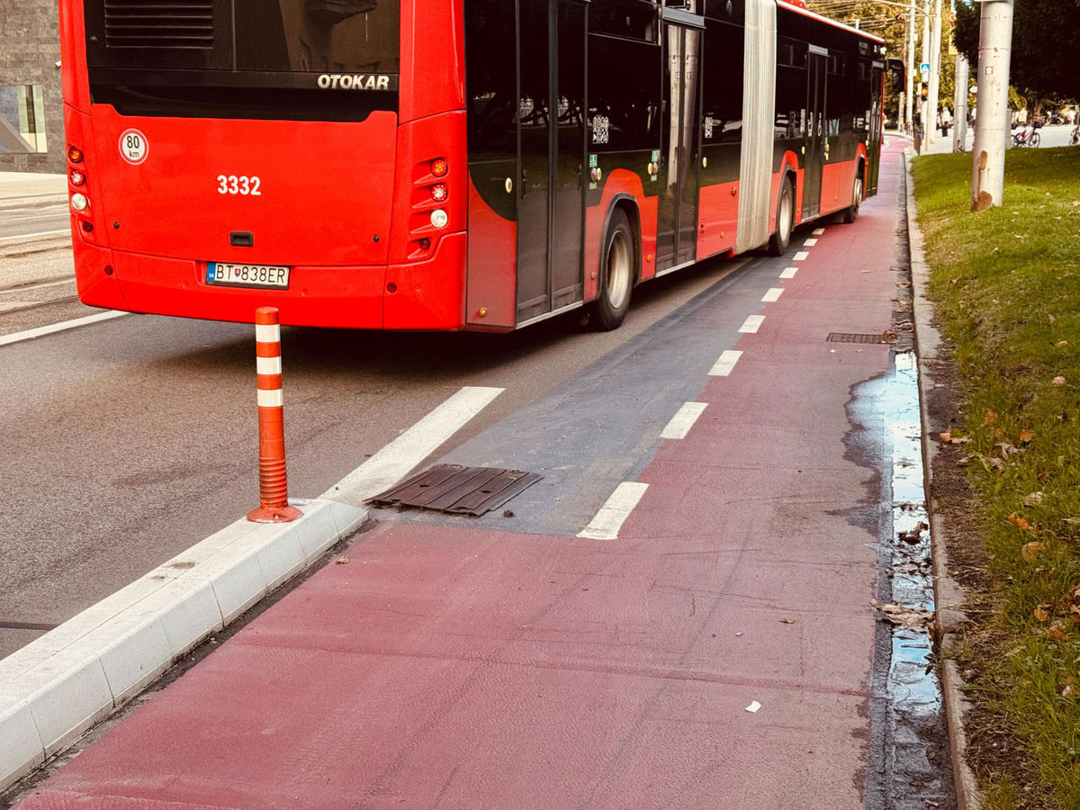 Cyklopruhy na Vajanského nábreží v Bratislave