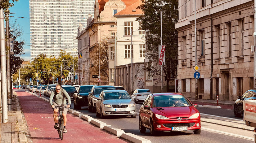 Cyklopruhy na Vajanského nábreží v Bratislave